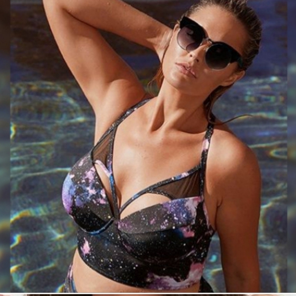 Torrid swim top